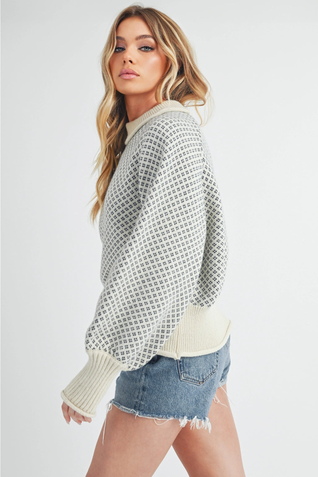Echo Sweater - White