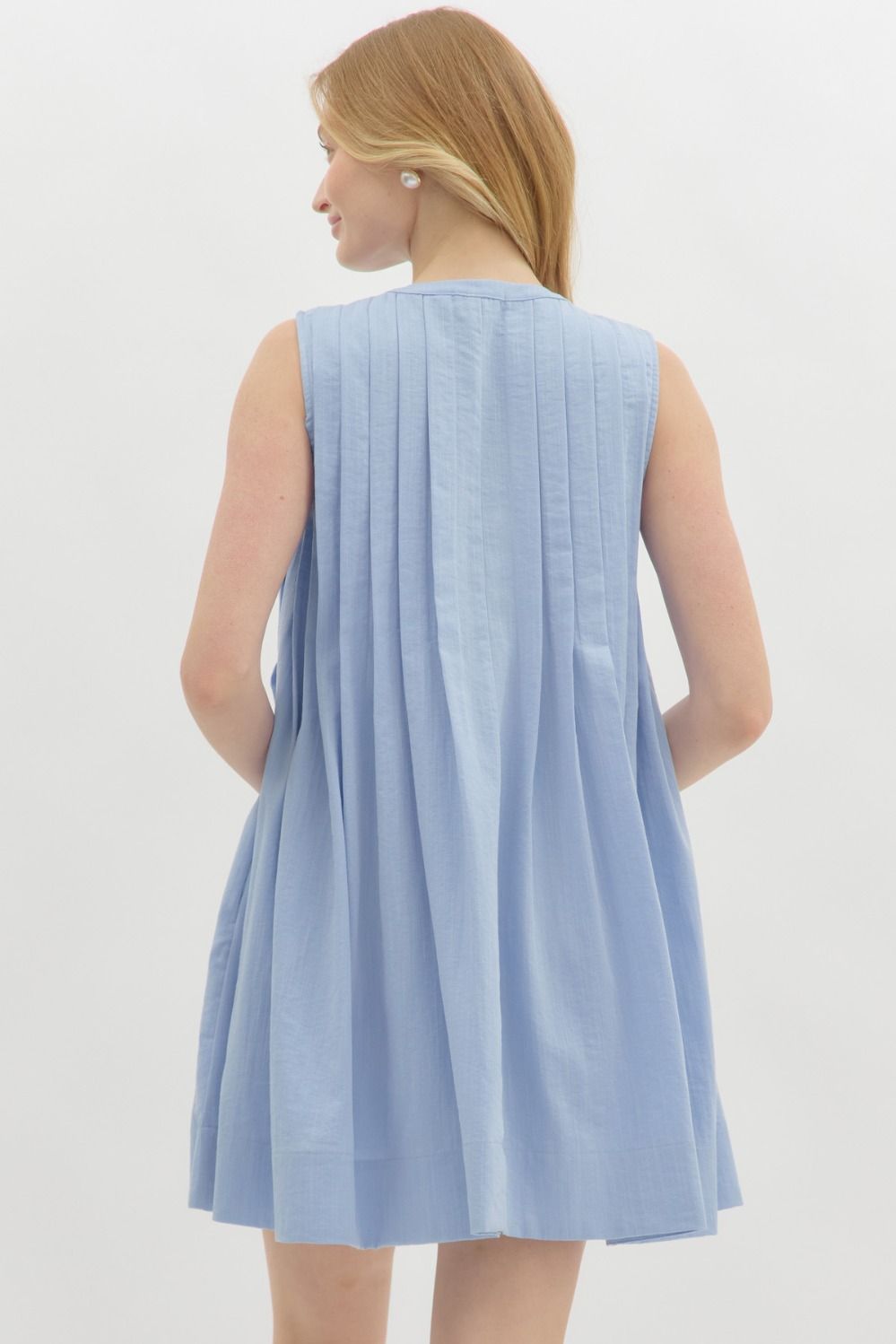 Sleeveless Pleated Dress