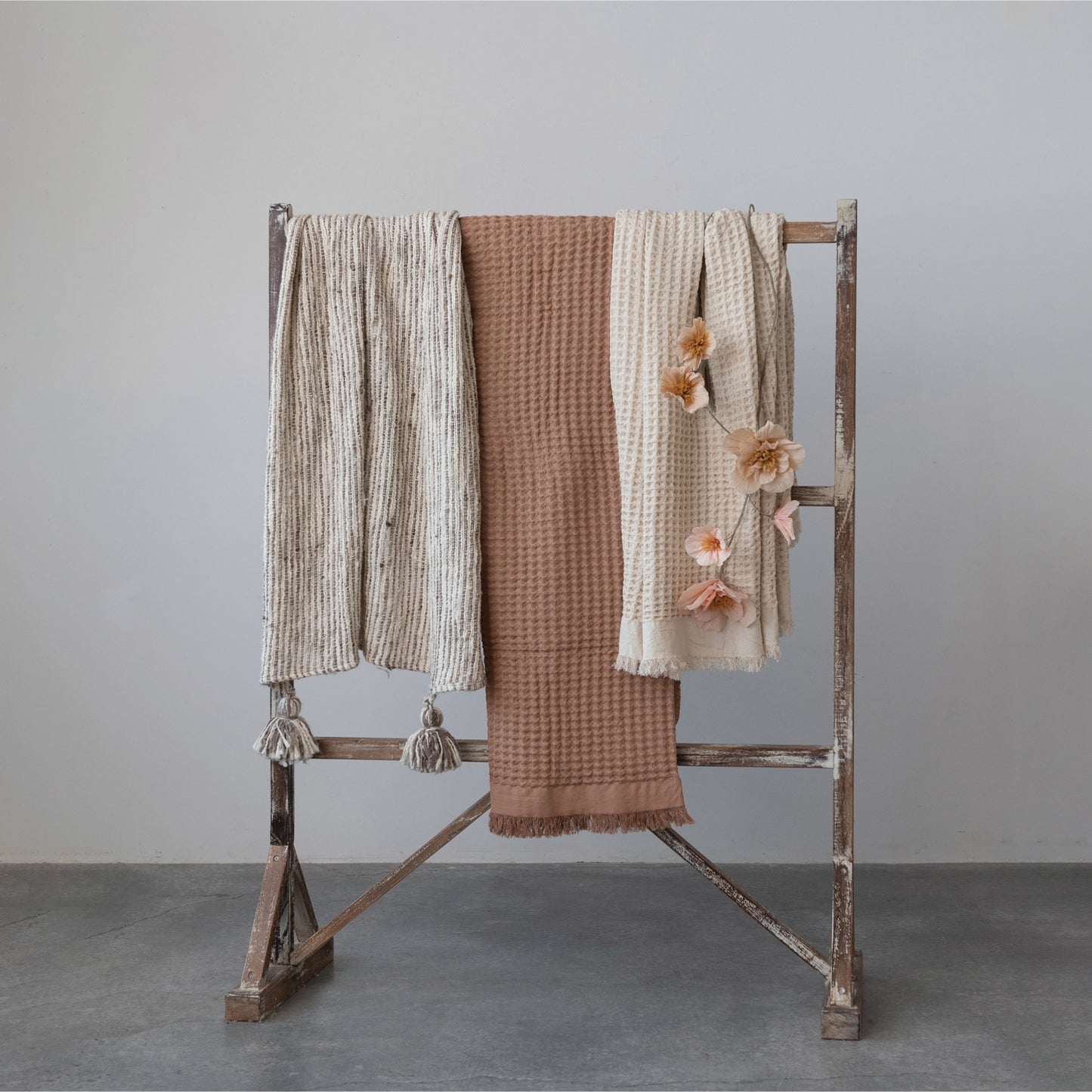 Waffle Weave Throw w/ Fringe