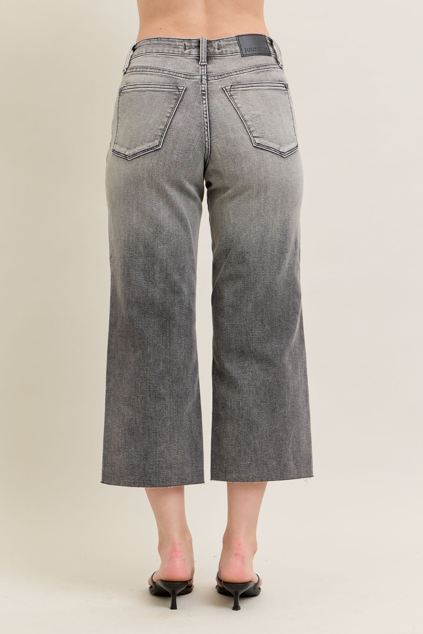 Judy Blue HW Vintage Grey Wash & Front Pocket Embroidery Crop Wide Jeans