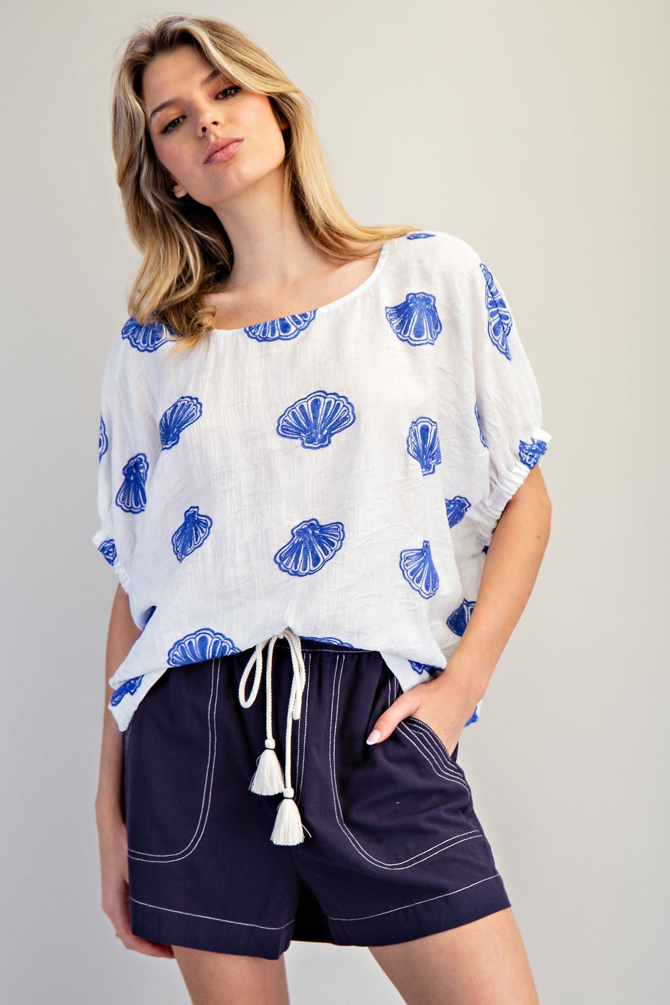 Seashell Embroidered Elastic Cuff Top