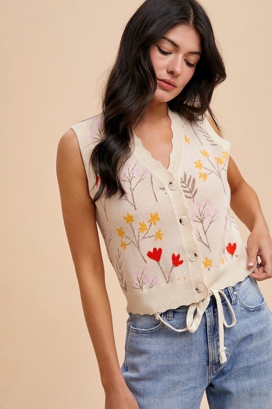 Floral Pattern Scallop Edge Detail Sweater Vest