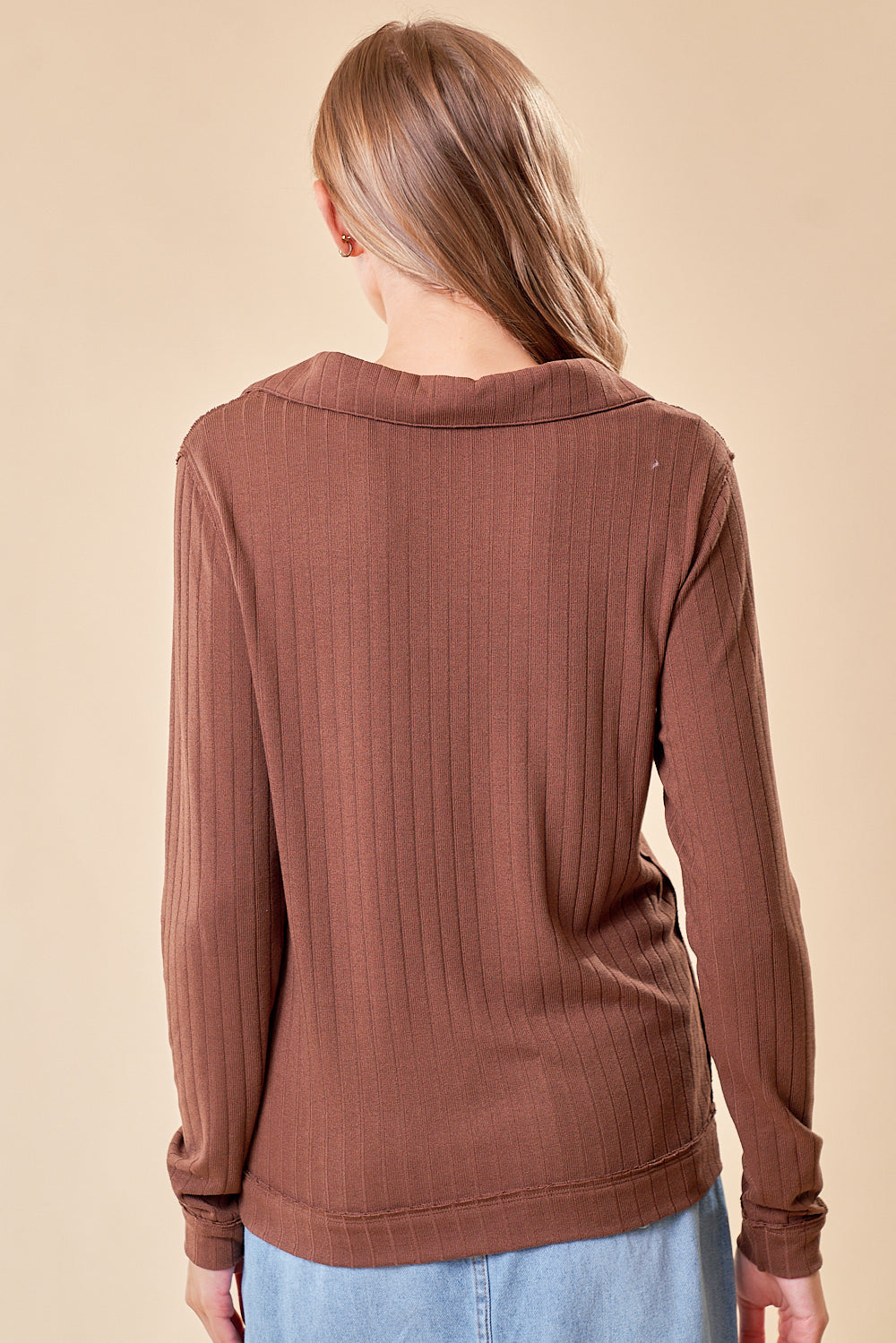Collared V-Neck polo