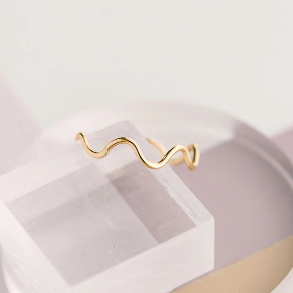 Wiggle Ring - Gold Filled