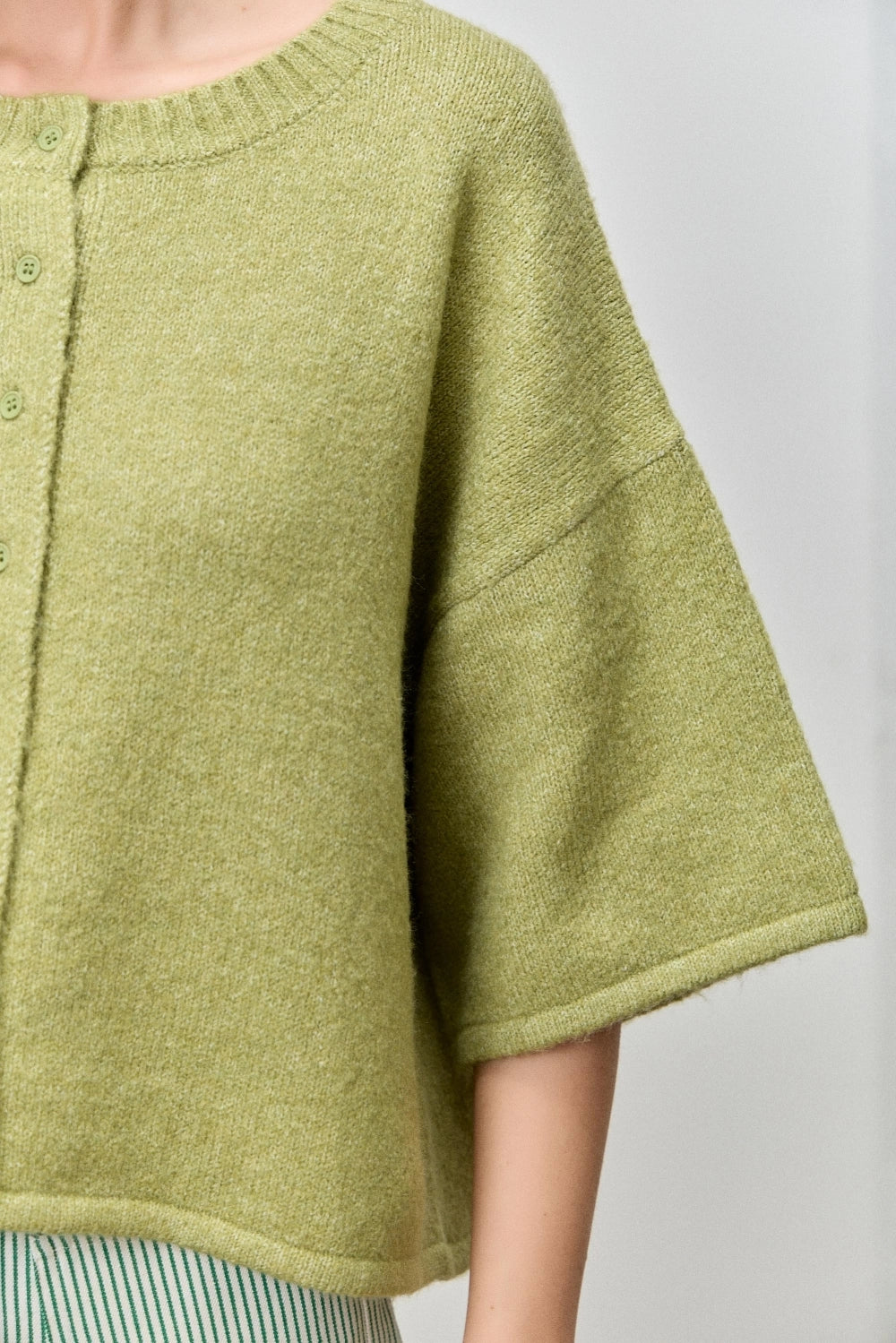 Button Up Short Sleeve Knit Cardigan - Green