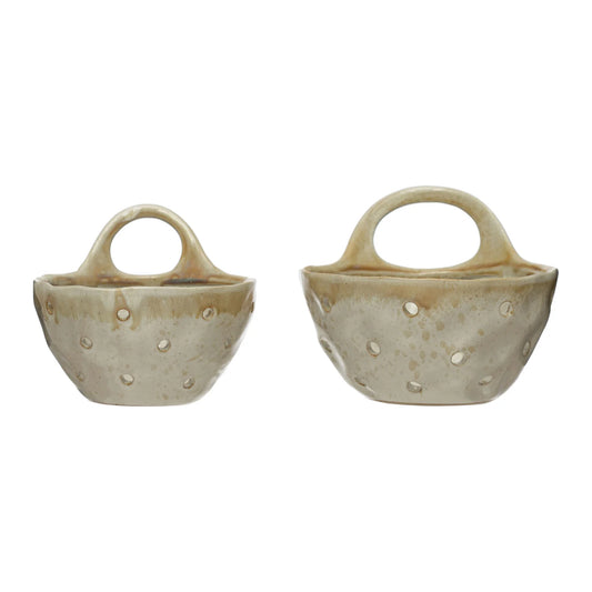 Stoneware Colander W/ Handle
