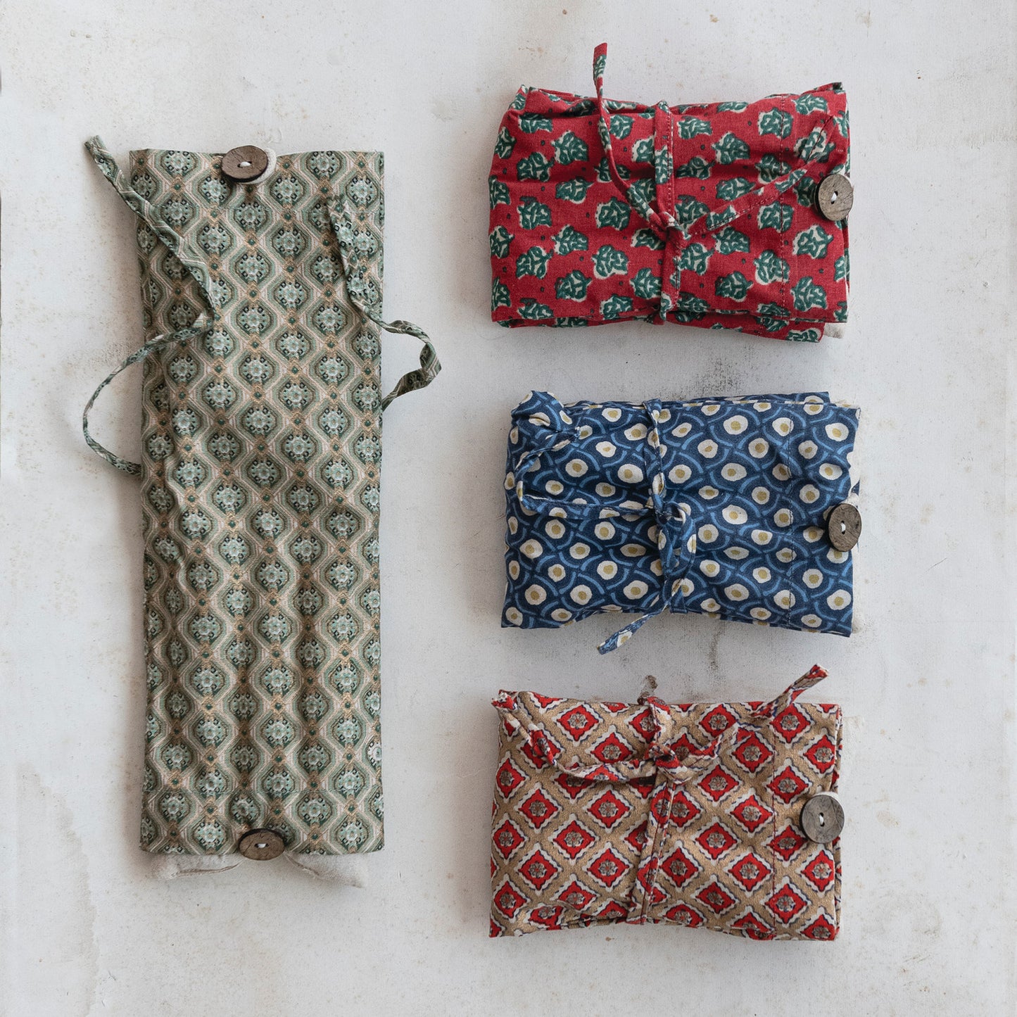 Microwaveable Hot/Cold Pack Filled with Lentils & Lavender Tied