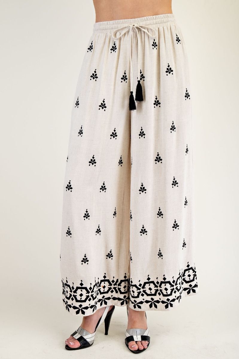 Border Pattern Embroidered Pants